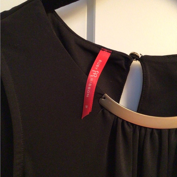 Ruby Ribbon top - Picture 2 of 2